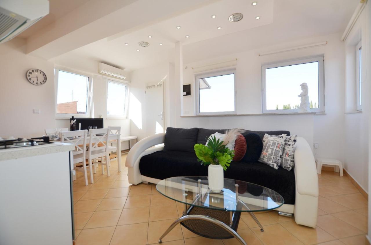 Peter Apartment Rovinj Exterior photo